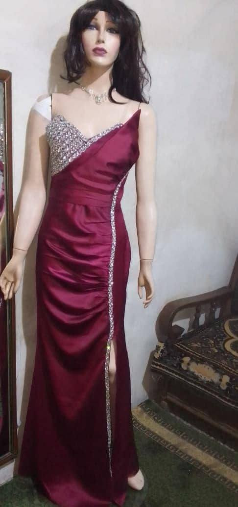 جاهزة تسرقي الأنظار 😍😉
أجمل موديلات فساتين السهرة من 
بيشو ستايل  💫
كل صبية شافت البوست تعلق لو بسمايل كرمال يوصل لكل الصبايا 👍🏻🥰0957518794


**إذا كنت صاحب هذا الإعلان وتريد حذفه لأي سبب، رجاءا أرسل رسالة إلى الدعم الفني**