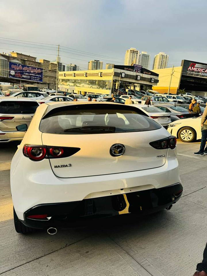 (السلام عليكم ورحمة الله وبركاته )
مازدا 3هاج باك امريكي موديل 24 ضرر ربع بونيد بدون دواخل وايرباك 
ماشيه 7الالف فقط كاتى مامرقمه 

المواصفات🧿 
فتحه سقف✅ 
بصمه ابواب ✅
بصمه تشغيل✅ 
لايتات زنون كامل ✅
كوشنات جلد✅ 
كشنات كهرباء🔌 
كشنات تدفئه 🔥
سكان تدفئه ☢
كشنات خزن ميموري 📟
سستم صوت BOSS🔊
ماوس تحكم✅ 
وضعيه كير سبورت 3✅
رادار أمامي وجانبي ⚠️
مكينه 2500 مرغوب بدون توربو ✅
كير 🏧
وبدون دبل اكسل4×4  
مكان سياره سليمانى او بغداد 
سعر 155مجال 💸
*********** بغداد, العراق

