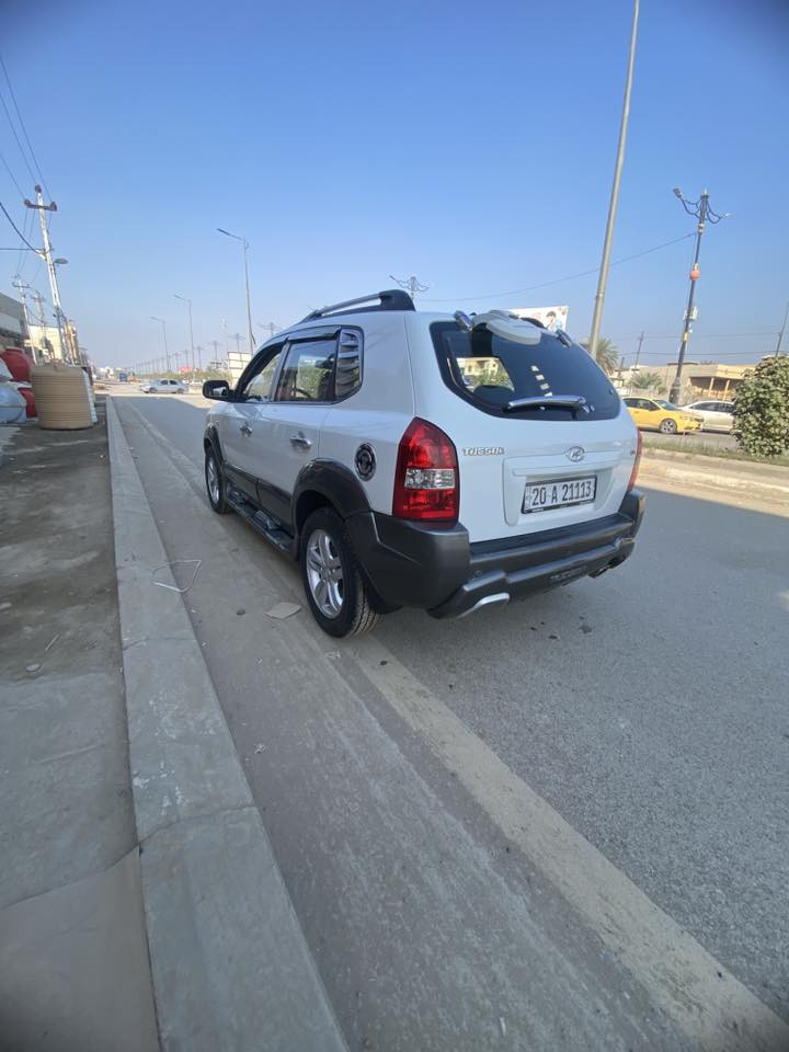 للبيع توسان كوري موديل ٢٠٠٩ مكفول من الضربه والصبغ سونار مرفق بلصور كير محرك مكفول السياره ماشيه ١١٢ حقيقي وين يعجبك افحص رقم ديالى باسمي سنويه لل٢٨ تفاصيل اكثر اتصل عل رقم *********** مكان السياره ديالى بعقوبه السعر ١٢٤
