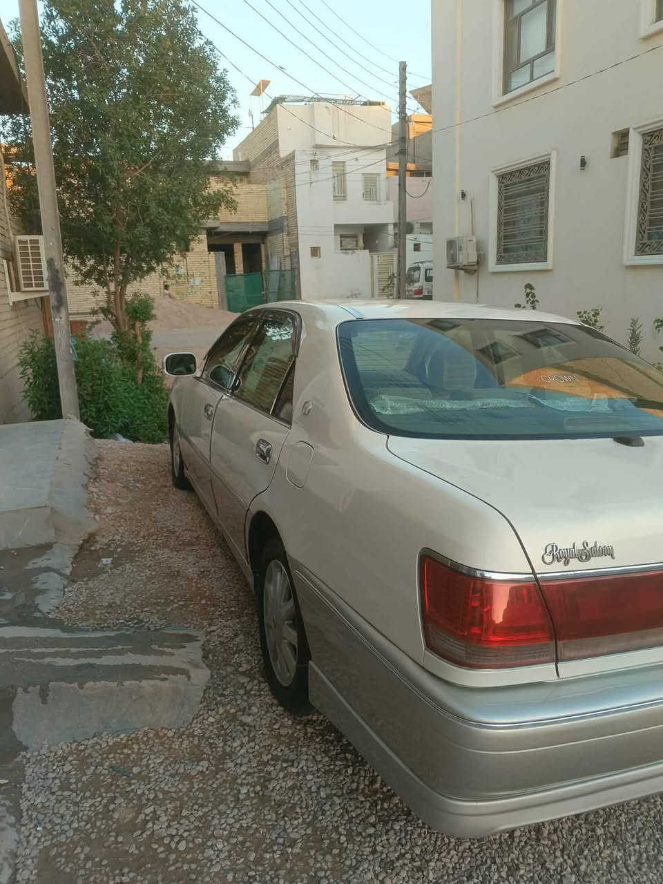 يا الله السلام عليكم سياره ملكه للبيع السياره مكفوله من كلشي السياره
مديل 2002 رقم انكليزي سياره  اصل كرستال 3 دكم والسياره جاهزه خير من الله حداديه  تخم تاير جديد تجي تشوف بعينك والسياره بالواقع احلى من الصور الله شاهد
ه‍ ***********
