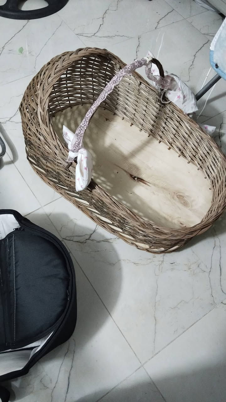 السلام عليكم هذول الاغراض للبيع


**إذا كنت صاحب هذا الإعلان وتريد حذفه لأي سبب، رجاءا أرسل رسالة إلى الدعم الفني**
