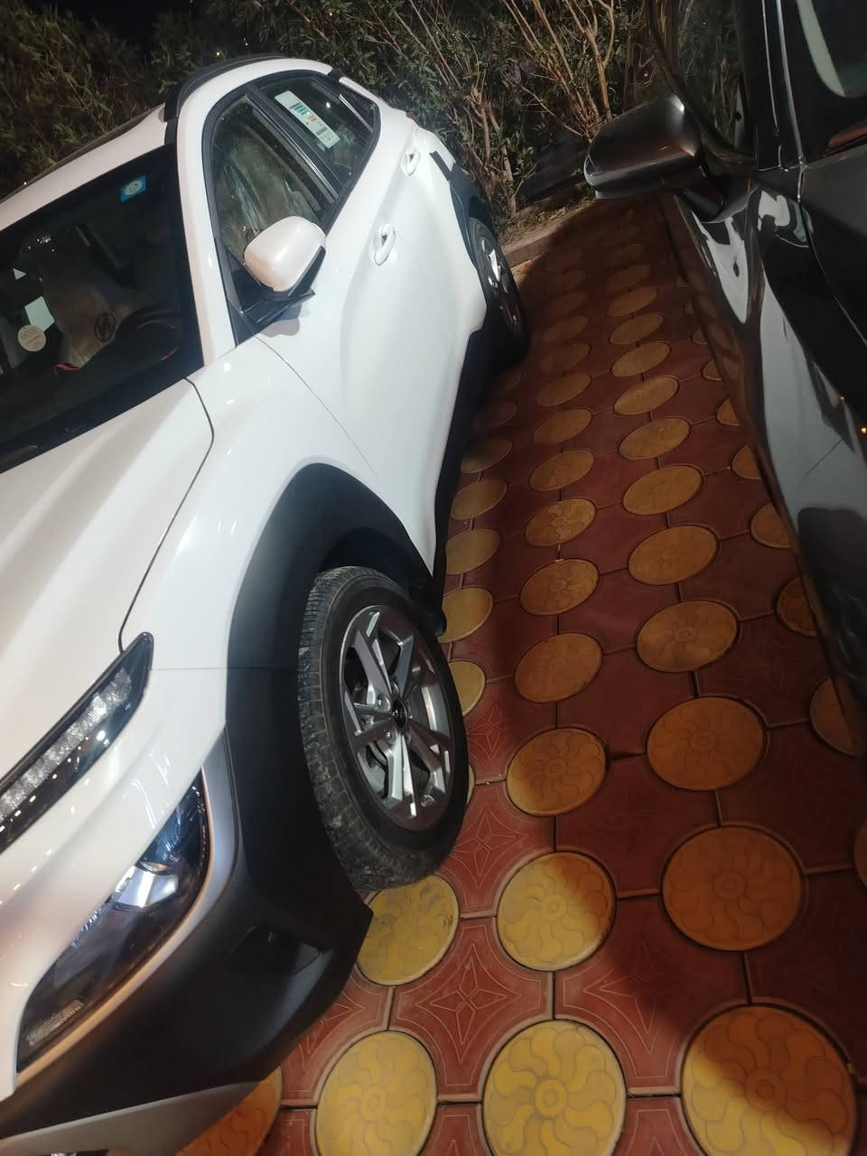 سلام عليكم
سيارة كونا موديل 2023

خليجي مكفوله فول موصفات

مكينه 2000

ماشيه 70 الف

السعر ١٧٥

التواصل ***********
