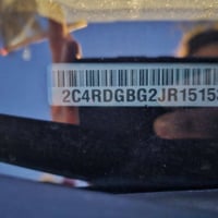 دوج كرفان 2018 رقم بغداد  مواصفات     se  تجي بيبان يدوي مو كهرباء  حا...