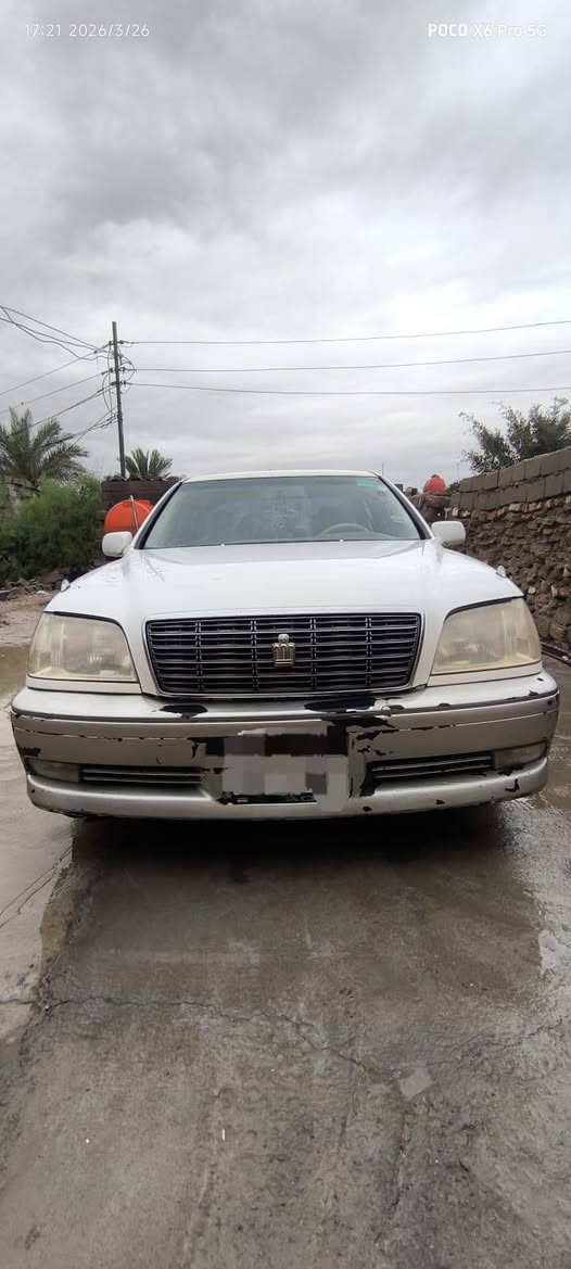 السلام عليكم.
ملكه كراون للبيع
السياره (ادوات! ادوات! داوت !بدون اوراق!)
السياره متومه رقم بغداد سنويه 
تبريد شغال مكينه وكير خير من الله 
داخل نضيف فقط الكشره البره شوي تعبانه 
ملاحضة السياره بيها كصة قماره .!!!!
السعر (40)ورقه وبيها مجال للطيبين 
مكاني البصره الزبير الشعيبه
للتواصل ‏‪0772 831 4157‬‏.
