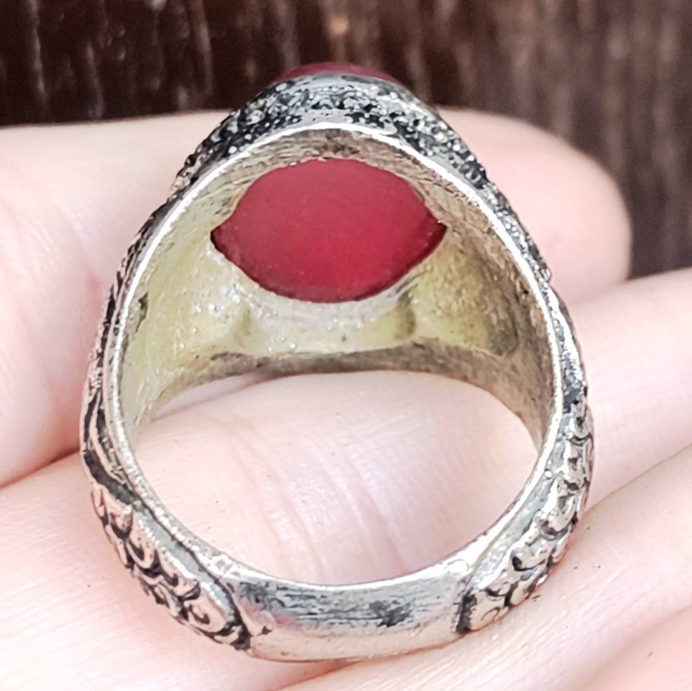 للمهتمين ب45 ألف مناسب أهل القديم خاتم عقيق يماني أحمر ياقوتي من النوادر صياغه ثقيله قديمه جدا أبيع بترابه العنوان بغداد ومتوفر خدمة توصيل لكافة محافظات العراق


**إذا كنت صاحب هذا الإعلان وتريد حذفه لأي سبب، رجاءا أرسل رسالة إلى الدعم الفني**