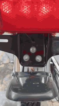 سلام عليكم دراجه نامه شلامجه موديل 21 مخزونه ماشيه حوالي شهرين اوراق اصولي مكفوله كفاله عامه السعر 1300وبيه مجال حك الجيه مكاني حله حي العسكري شارع 80رقمي ***********مو شراي ليتعبني
