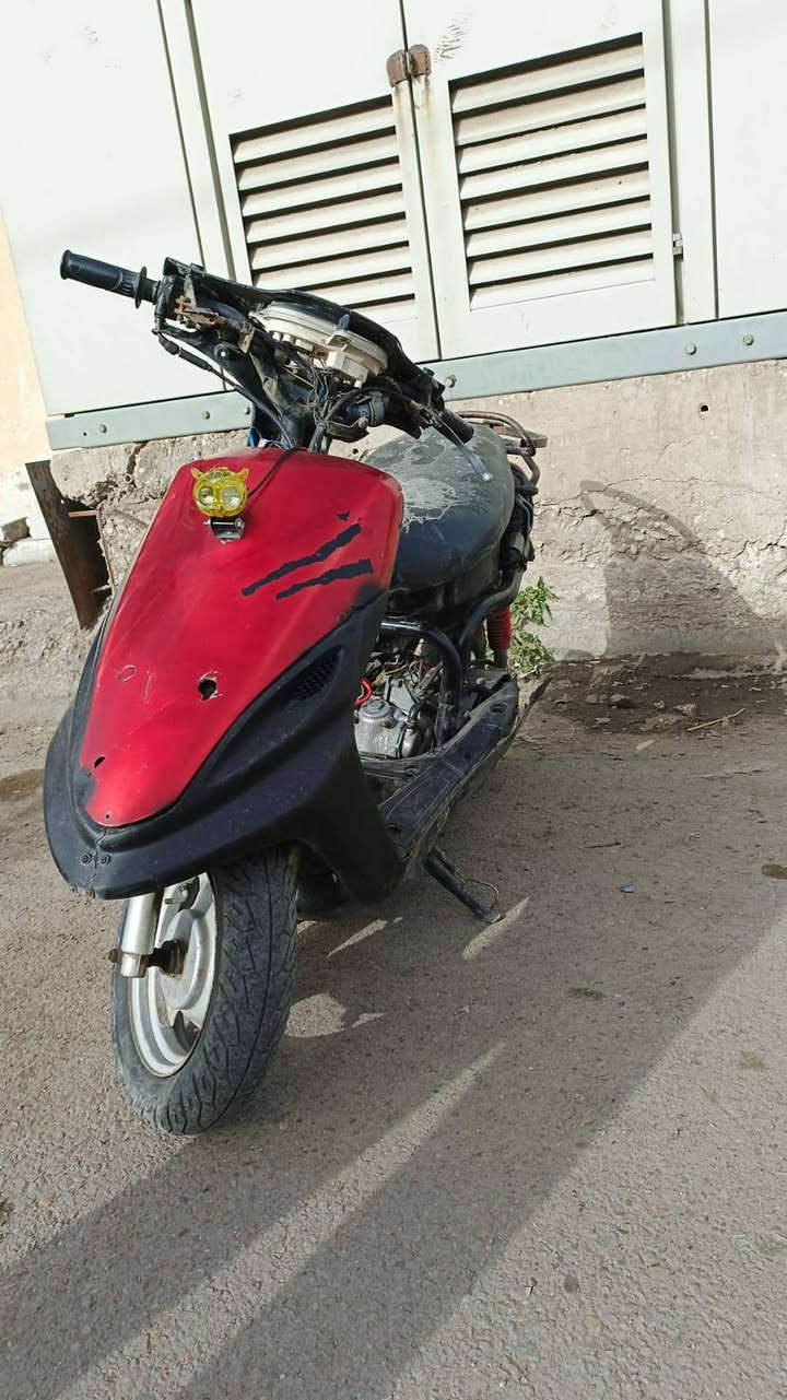 سلام عليكم قجمة كوم حديد قيم واخذ كفرات ولسوادات موجودة حي للقاهرة ***********
