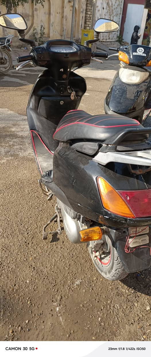 السـلام عليكـم سبيسـي يابنـي للبيع 
مفتـوحه مـره وحده كـفرات تجـاري مكيـنه زينـه سـعر 500 وبيها مجال 
مـا اجـاوب خـاص مكـلف بالـنشر 
رقـم الهـاتـف ‏‪***********‬‏
