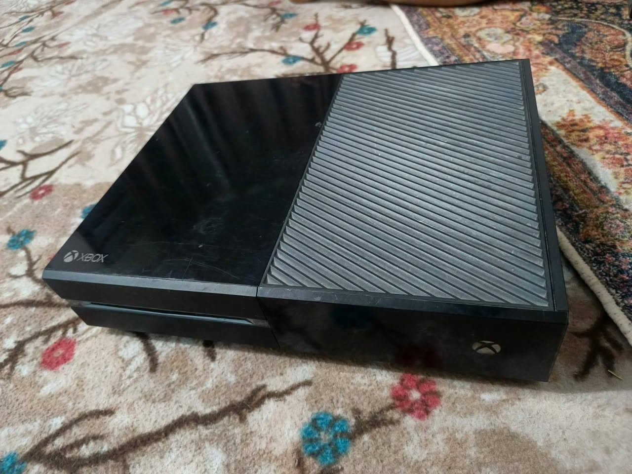 Xbox one كامل ملحقاته + جوستك عدد 2 سعر 120 الف


**إذا كنت صاحب هذا الإعلان وتريد حذفه لأي سبب، رجاءا أرسل رسالة إلى الدعم الفني**