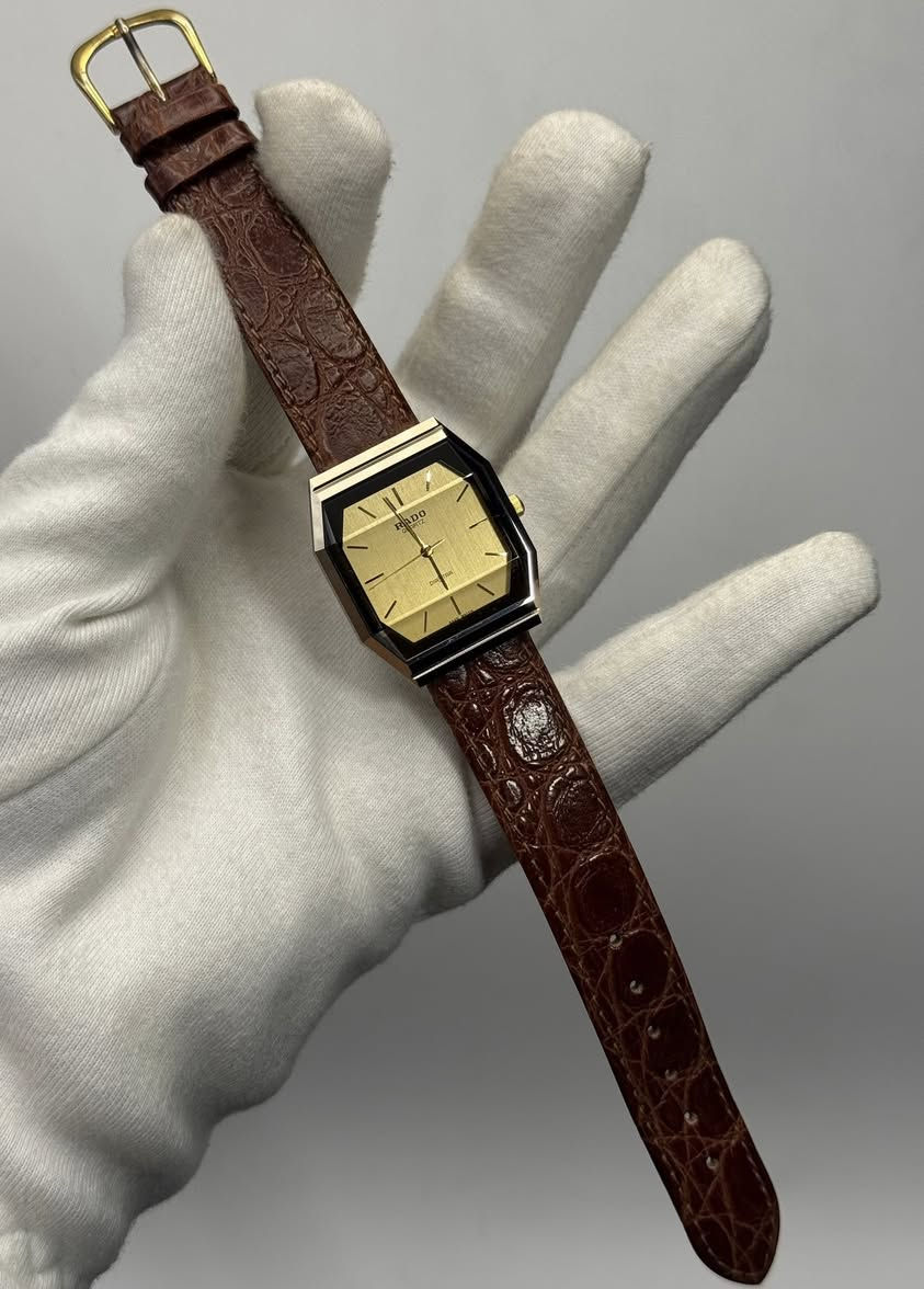 RADO Diastar 1970
جديدة لوك شمع غير مستخدمة (بدون مرفقات) بنسبة نظافة ممتازة
السير بلادي كامل مع أمكانية إضافة السير الجلد 
- القطر 34*30
- زجاج مضلع
- طلاء ذهب بالكامل
للإستفسار مراسلة الصفحة ، يوجد توصيل الى جميع محافظات العراق
(نتعامل بالساعات الأصلية فقط)


**إذا كنت صاحب هذا الإعلان وتريد حذفه لأي سبب، رجاءا أرسل رسالة إلى الدعم الفني**