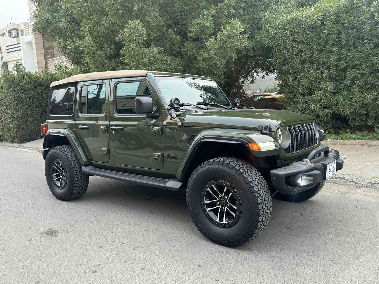 بسم الله ماشاء الله
من رخصه الادمن المحترم
للبيع جيب رانجلر جي ال JL
الموديل 2024
الفئة هاي تايد كت 392
حجم المحرك 6 سلندر 3600 
العداد 22000 mi
المواصفات كت 392 اصلي من الوكالة وترفيع وكاله
لايتات LED 
الشاشه الكبيره تدعم كاربلي وايرليس
قفل اكسل مع دفلوك
رادر وتحديد مسار 
ملاحظه 
السياره حسب طلب المشتري اذا يحب قماره فايبر هارد توب 
او قماش سوفت توب اثنينهم متوفر
للتواصل ***********
