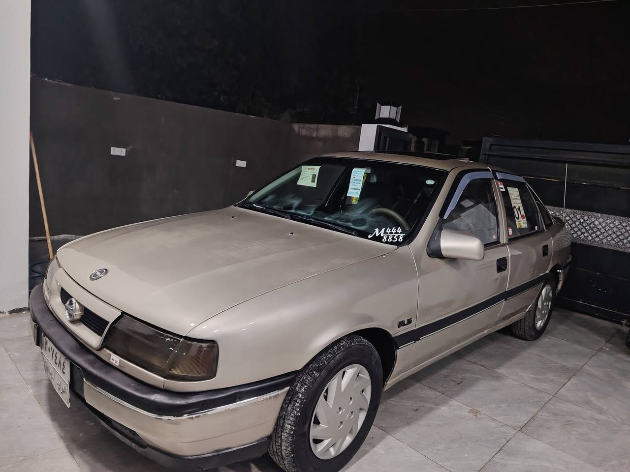 سياره اوبل فكترا موديل 91 حجم 18 سياره نظيفه كولشي مابي شرط بدون ضربه سنويه جديد لل 2027بي دفتر بنزين كهربائية كلها شغال تخم صدر جديد سعر 41ربي مجال بسيط عنوان كركوك رقم هاتف ***********
