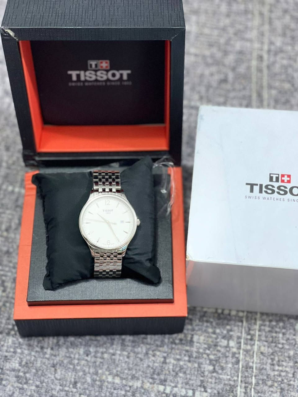 ساعات مميزه واصلية ماركات عالميه كل وحده وسعرها


**إذا كنت صاحب هذا الإعلان وتريد حذفه لأي سبب، رجاءا أرسل رسالة إلى الدعم الفني**