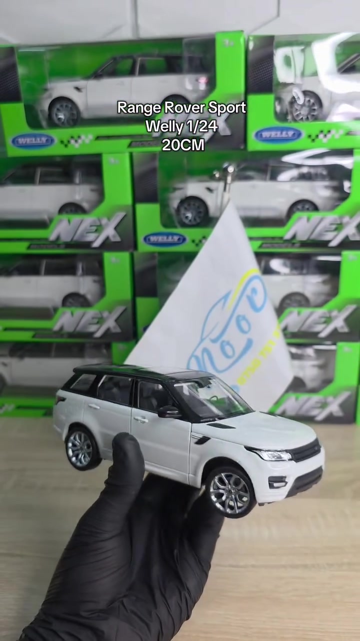 Range rover sport 1/24 
رانج روفر سبورت ١/٢٤ #noortoys #minicars #smallcars #diecastcars #RangeRoverSport #iraq  #kurdistan #turkey #iran #Syrian


**إذا كنت صاحب هذا الإعلان وتريد حذفه لأي سبب، رجاءا أرسل رسالة إلى الدعم الفني**