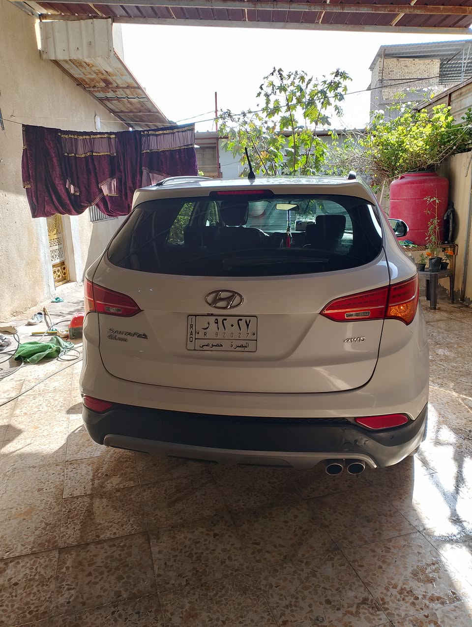 سلام عليكم  سياره البيع  سنتافي موديل 2015 وفو موصافات مكفولم من الصبغ بس بيهه بارد  تبريد 3 قطع 7 راكب العنوان البصره السعر خاص  رقم ***********
