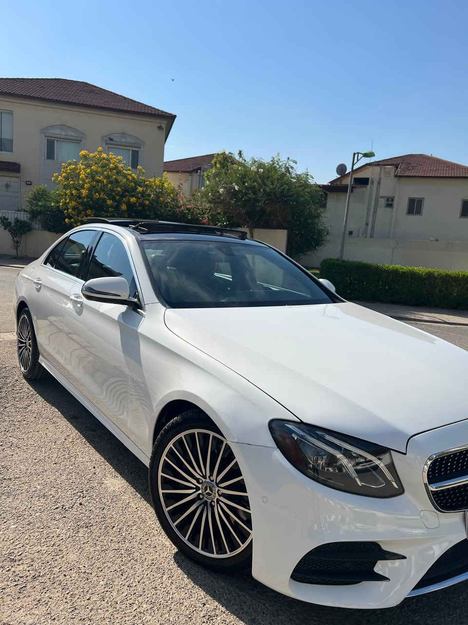 ‏🚘🔥Mercedes-Benz - E300 - 2017 🔥🚘
✨ فخامة ألمانية بحالة وكالة 100% ✨

سيارة راقية للي يعرف قيمة النظافة والتميّز 👑

📍 الموقع: واسط

💰 السعر 26,500$ (قابل للتفاوض بحدود المعقول)

شباب الرقم مال السياره  (( مميز))

————————-

🛠️ المواصفات العامة:

✔️ السياره وارد امريكي  

محرك 2000  تيربو 

✔️ كلين تايتل

✔️ بصمة وحدة + ضمان دولي

✔️ كفالة عامة  فقط ( جاملغ ايمن سرقه من امريكا يعني بدون حادث  يعني جاملغ ايمن مصبوغ بدون حادث اكرر )

✔️ باسمي (تحويل أو وكالة بنفس اليوم)

⸻

⚙️ الحالة الفنية

✔️ محرك + كير + كهرباء بحالة الشركة

✔️ برغي ممفتوح (أصلي 100%)

✔️ رقم سنويه هزة فحص جديد (سنويه 2031 )

✔️ شرط الفحص بالسونار 🔍

⸻

🔧 جاهزية تامة – سيرفس VIP حديث:

✔️ تخم تايرات جديد 🛞 من ماركه دنلوب قبل شهر شاده

وشادله دركة جديده واصلية كما موضح بالصور 

✔️ دهن + فلاتر مبدلة بالكامل

✔️ منظومة البنزين كاملة جديدة ⛽

✔️ ما تحتاج أي صرف – استلم وامشي فوراً

⸻

🌟 المواصفات:

      5 وضعيات للقياده  يعني تتونس 

من ناحية السرعه😉

✨ فول مواصفات (بنراما باللون الاسود بلاد)

مرلي قلاب عند الرجوع 

✨ ايقاف عن بعد توقف ذاتي 

✨ شاشة حديثة + نظام معلومات متكامل

✨ كاميرات + حساسات + تبرد مركزي + انارة محيطيه

✨ مقاعد جلد فاخرة  + مقاعد هيتر + مقاعد كهرباء

 لايتات مولتي اعلى مواصفات بالمارسيدس + دبل ليد

الداخل بالون القرميدي المميز 

⸻

📞 للتواصل:

***********

***********

⸻

⚡ ملاحظة: السيارة جدا جديده واستعمال شخصي

الداخل والخارج بحالة الوكالة

هاي السيارة مو لأي مشتري… فقط للّي يريد سيارة نظيفة بمعنى الكلمة ومرتاح من كلشي 💎
