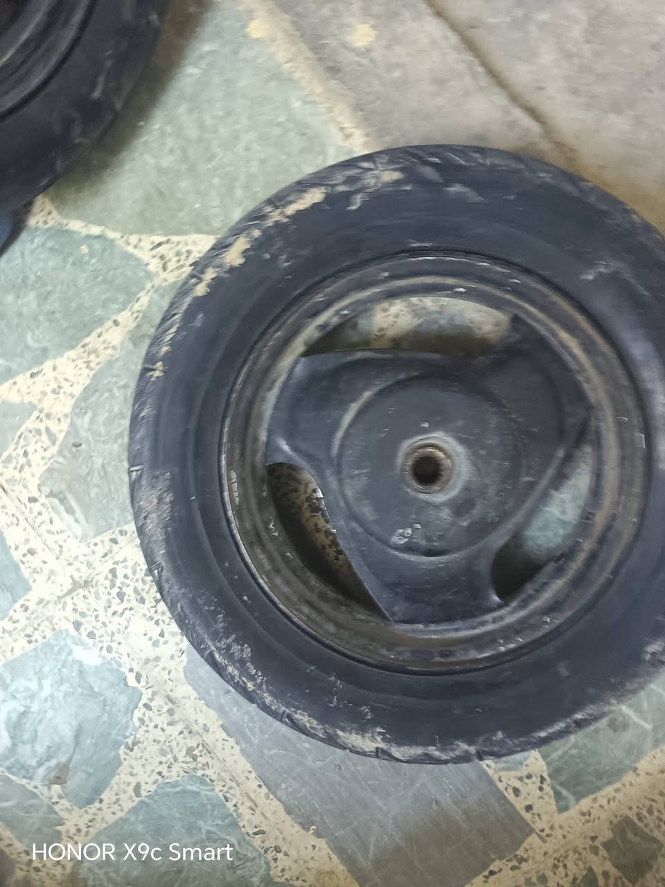 وياله مال الدراجه ماكس 120 مثل ما موضح بالصوره رايدهن 30


**إذا كنت صاحب هذا الإعلان وتريد حذفه لأي سبب، رجاءا أرسل رسالة إلى الدعم الفني**