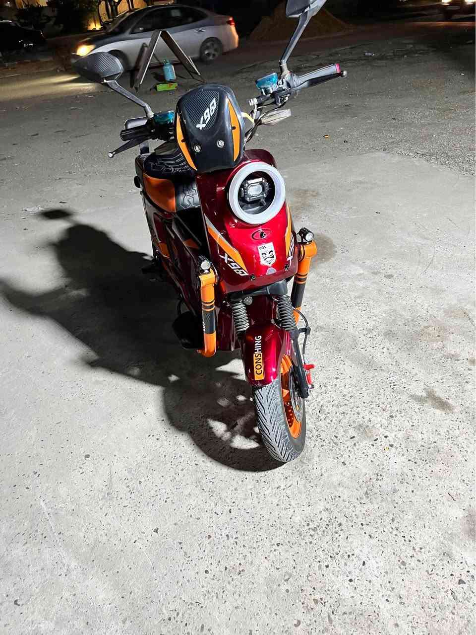 سلام عليكم 
دراجة شحن للبيع 
بطارية ليثيوم كرت سمارت تربطهة عل تلفون تطلعلك نسبة الشحن  عمرهة الافتراضي 5 سنوات 
سرعة 70 
موديل 25 
بصمة + سويج 
تشغيل عن بعد 
مكاني بغداد دورة مهدية الثانية 
استفسار *********** 
السعر 550 بيهة مجال 
بس البطارية صارت علية 350 الف 
تعادل 6 بطاريات بغداد, العراق
