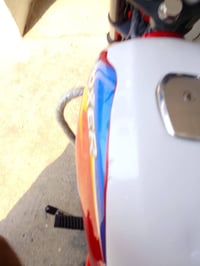 بوكسر موديل 21 نظيف فول كل شي شغال بيها ما بيها اي نقص مكينه ما مفتوحه...