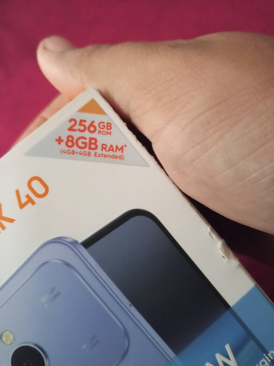 تكنو سبارك 40للبيع ذاكره 256بسعر مناسب ***********واتساب
