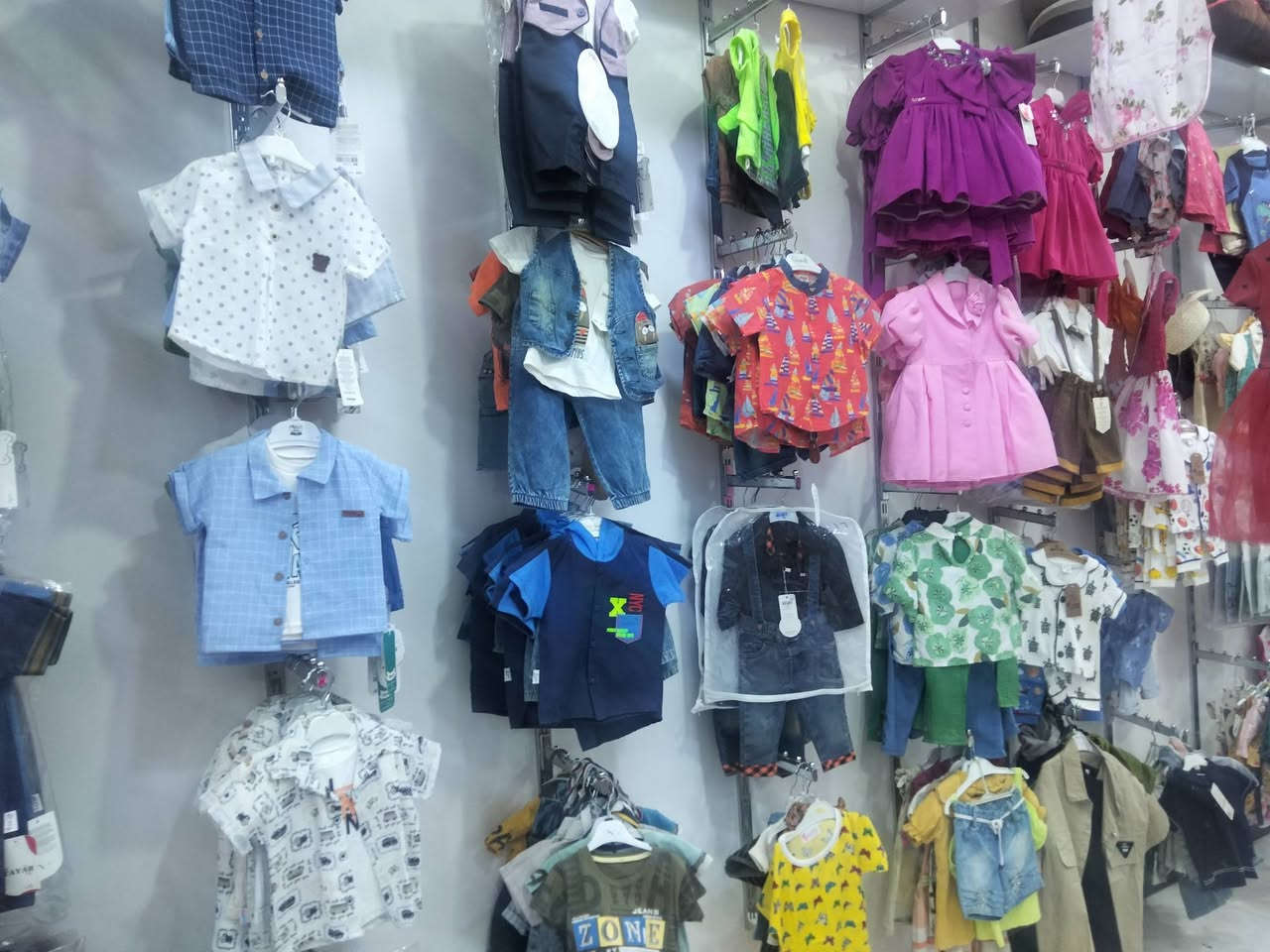 🌺بيبي الفهود🌺
المكان 👈 مجمع العراق الطبي 
👈 الطابق الثاني 👆
قرب عيادة دكتور علاء شاكر🩺
مجاور مجمع  الحاج هشام 
كل ما يخص الطفل متوفر لدينا ( اي شي تردونه للطفل متوفر  عدنا   )
خدمة توصيل متوفره 🛺
متواجدين في المجمع وقت الصبح والعصر وباليل
               🌷اهلا وسهلا بكم 🌷
ارقام واتساب واتصال للتواصل او المراسلة عل الصفحة 
‏‪‏‪0773 268 7025‬‏

***********
‏‪‏‪+964 782 797 4790‬‏‬‏
