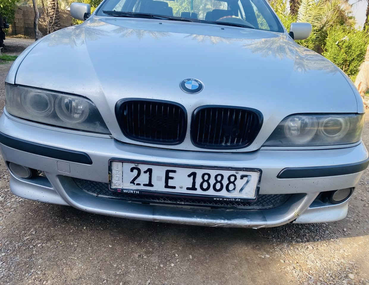 صقر 2000لون سلفر رقم سليمانيه محرك 28 السياره بلاديه 
عد شبر ونص بلبنيد وتكدر تفحص وشوف بعينك لايت زنون عالي وناصي السياره عليها ادامه كامله كله شغلله مابيه اي نقص سنويه لل30 السياره باسمي السعر95 مجال للشراي  لاستفسار 
‭***********
