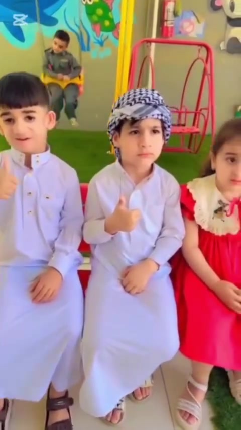 أجواء فرح وذكريات جميلة مع أطفالنا في حفلة الحنّة بمناسبة التخرّج 💖
تسجيل مفتوح طول السنة
للأعمار من 2 إلى 6 سنوات
روضة نجوم الابتكار الاهلية 
📍 تولة فروش – شارع سوبر ماركت سوفار – قرب مفروشات الأمين
📞 *********** (اتصال أو واتساب)
✨ تعليم متميز… أساسه الحب والاهتمام ✨
