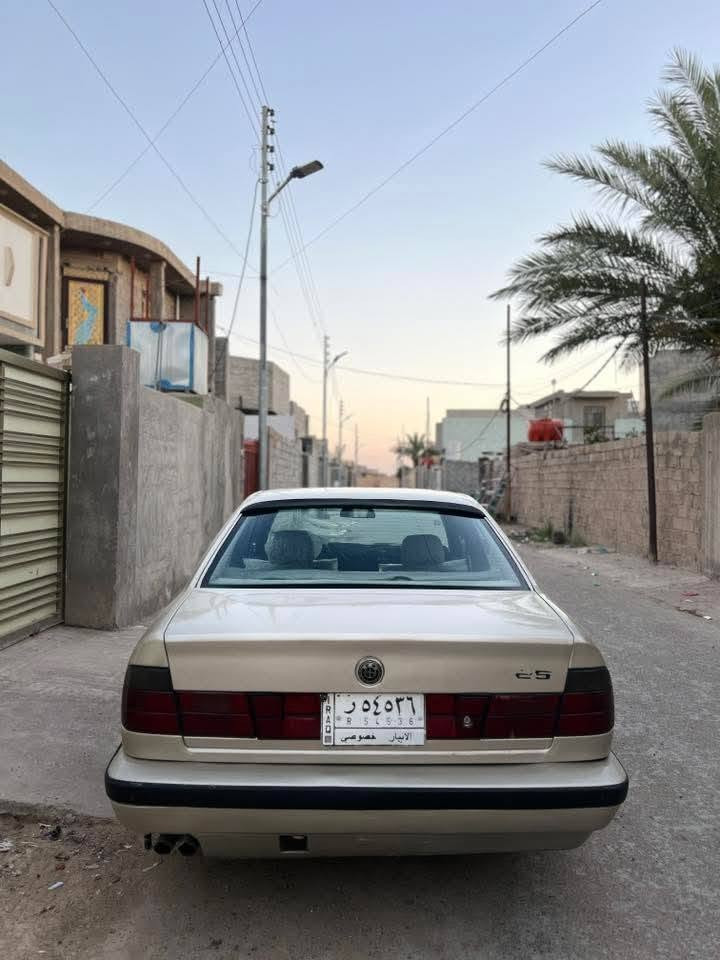 موديل 91 فتحه سلايد وكير ومكينه شرط عل فحص بدون ضربه وبدون دواخل صدر امامي خلفي جديد داخل نضيف كدام العين نقصها كمبريسرتبريد مكانها الانبار فلوجه السعر 45
***********
‏‪***********‬‏

إسلام عليكم بي ام 535 محرك 525مسكر عدل كير عادي موديل 91 فتحه سلايد وكير ومكينه شرط عل فحص بدون ضربه وبدون دواخل صدر امامي خلفي جديد داخل نضيف كدام العين نقصها كمبريسرتبريد مكانها الانبار فلوجه السعر 45
