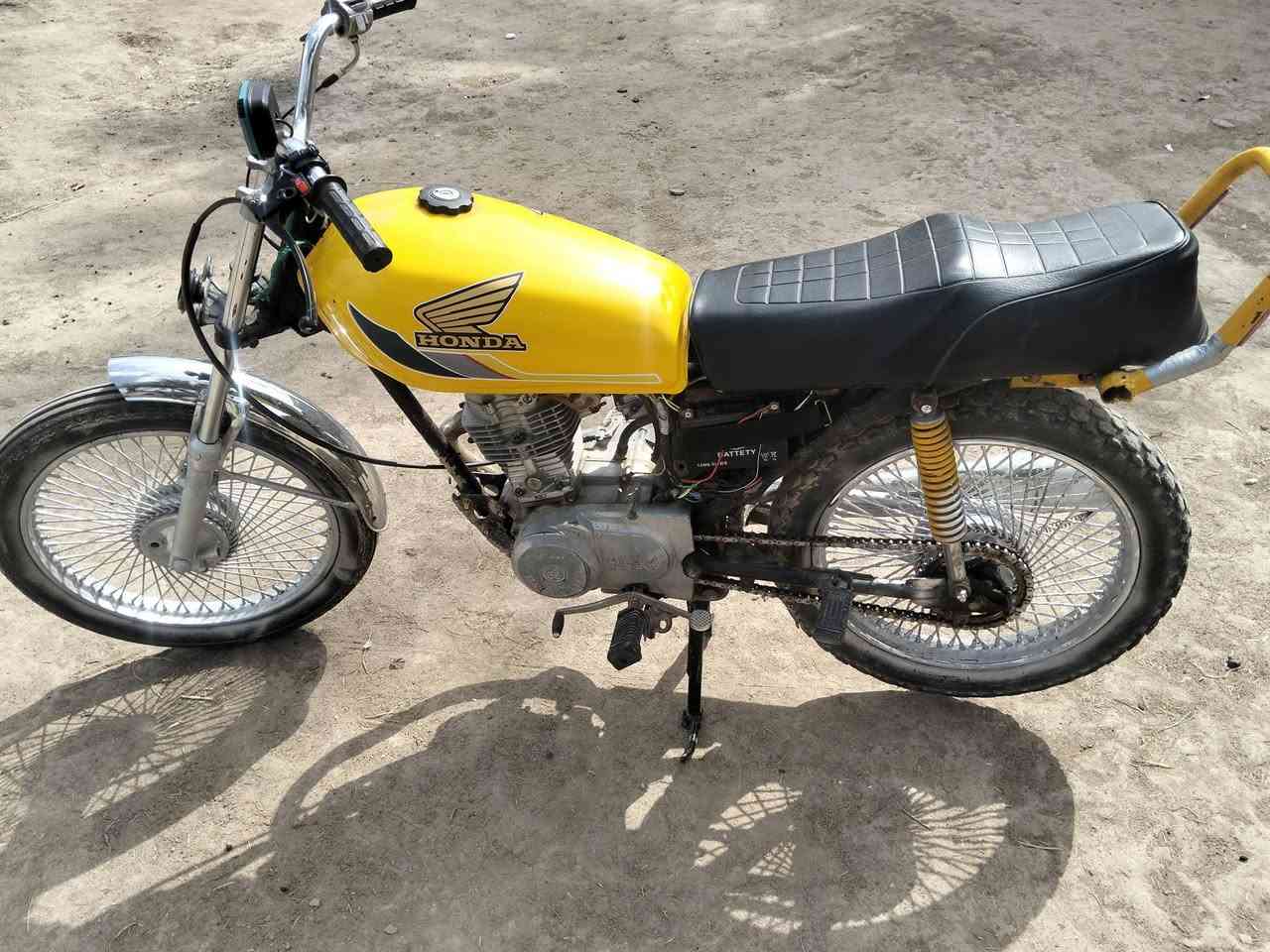 سلام عليكم من رخصت الادمن دراجه الربع كير نامه للبيع كلك كلك موديل 2022 مكينه كفوله فقط لقبق مفتوح فيلستهة دراجه خير من الله شدوه ونضيفه عوزهة بس تخم تاير تايراتهة تعبانه سعر 400قفل قفل مكاني ديوانيه الحمزه شرقي شراي يدخل خاص


**إذا كنت صاحب هذا الإعلان وتريد حذفه لأي سبب، رجاءا أرسل رسالة إلى الدعم الفني**