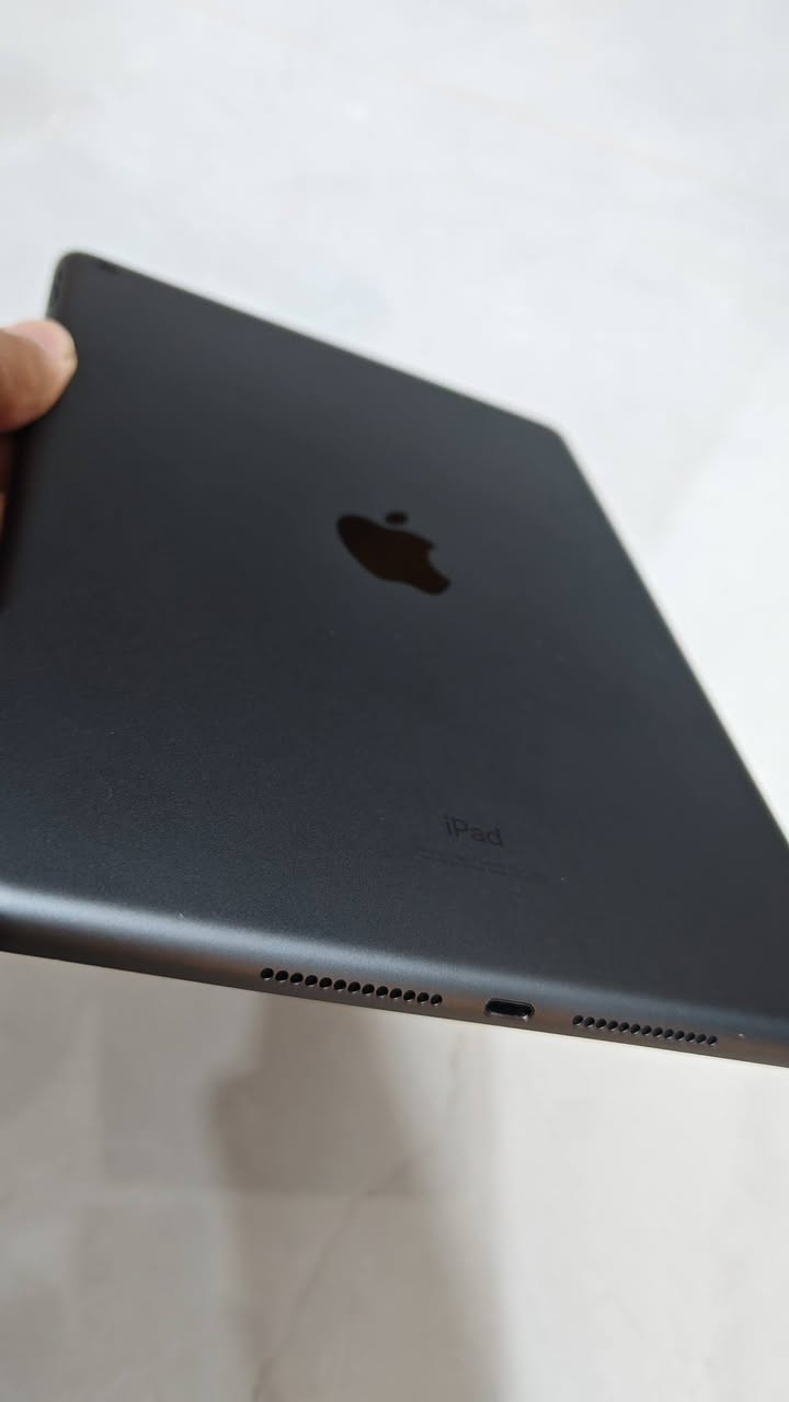 ايباد 9 للبيع
ذاكرته 256
بطاريته 95
الجهاز مكفول  نضيف كلش مابي اي شخط
مكاني الكوت حي الحكيم
سعره 325 وبي مجال
رقمي ***********
