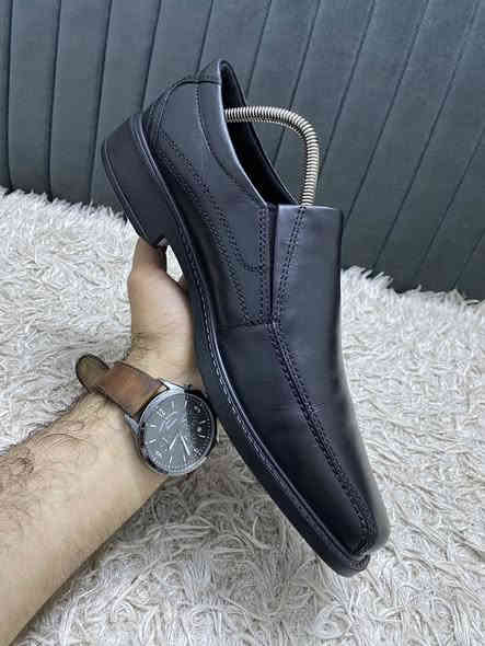 بالەی ئەوەرۆپی مارکەیی ئیکۆ ئۆرجنال ئەسلی قیاس43..99/100 /خاوێن..حذاء باله اوربى ماركه ايكو اورجنال اصلى قياس ٤٣ صناع من سلوفاكيا النضافة 99/100 يوجد توصيل ***********
