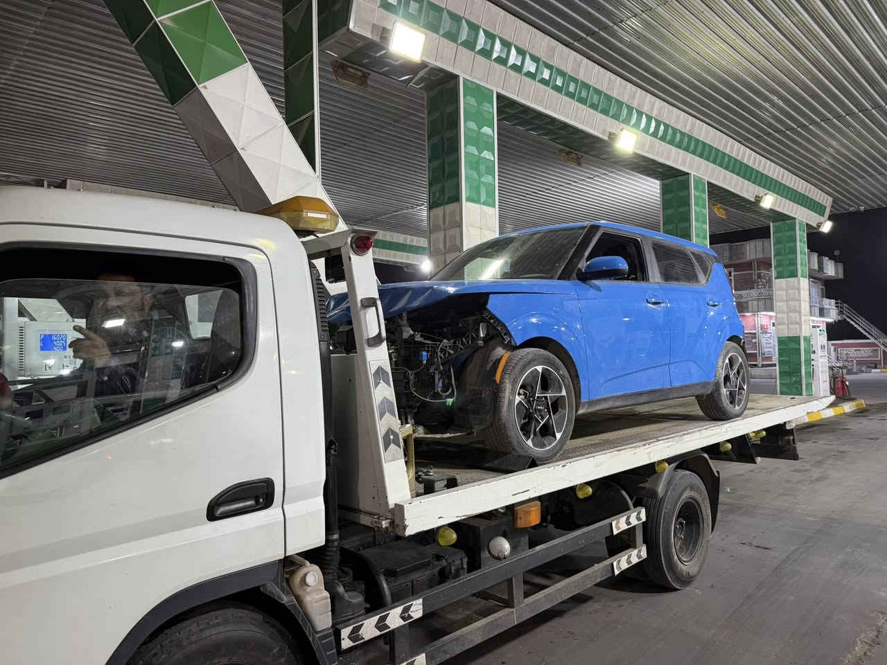 السلام عليكم كرين سطحي نقل داخل بغداد جميع محافظات العراق متوفر 24ساعه واساب ***********
