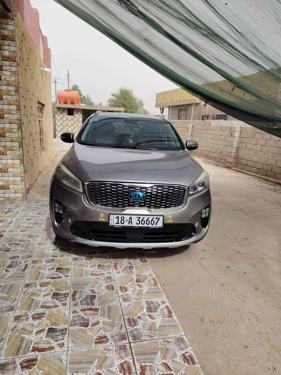 السلام عليكم
#للبيع كيا سورنتو 18 وارد امريكي
حادث بنيد وجاملغ 
السعر210 وبيها مجال
***********
