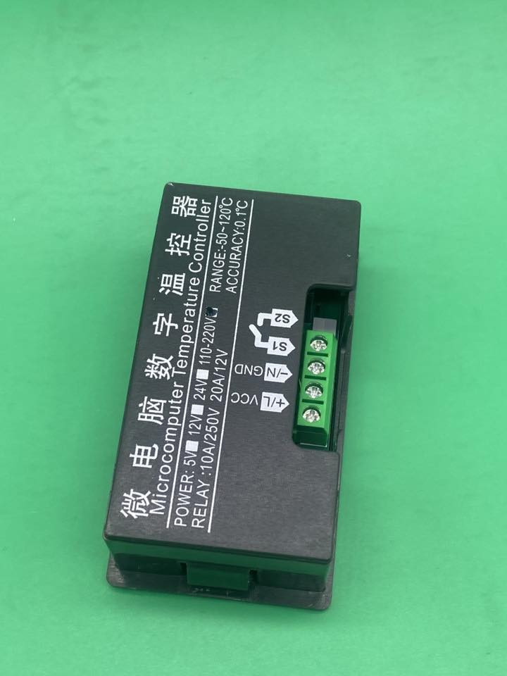 جهاز التحكم بلحراره 6 قطع عله اول تم 30 الف ويلعافيه علياخذهن سعرهن غالي والله


**إذا كنت صاحب هذا الإعلان وتريد حذفه لأي سبب، رجاءا أرسل رسالة إلى الدعم الفني**