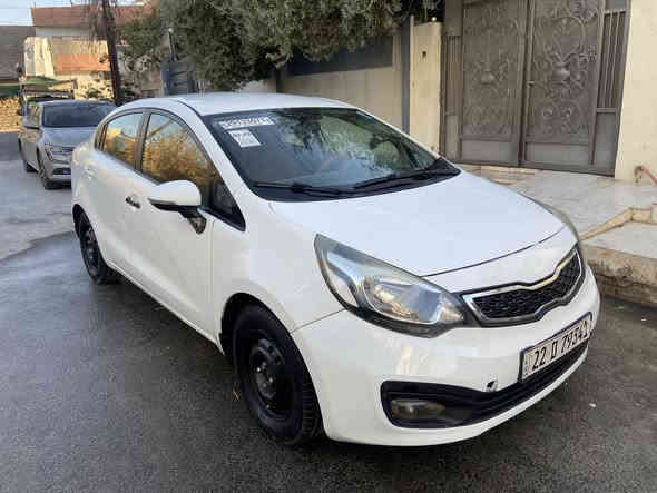 من رخصت الادمان 
كيا ريو منغولي موديل13  محرك 16 بدون صبغ 
كير ومحرك شرط رقم أربيل  
***********
