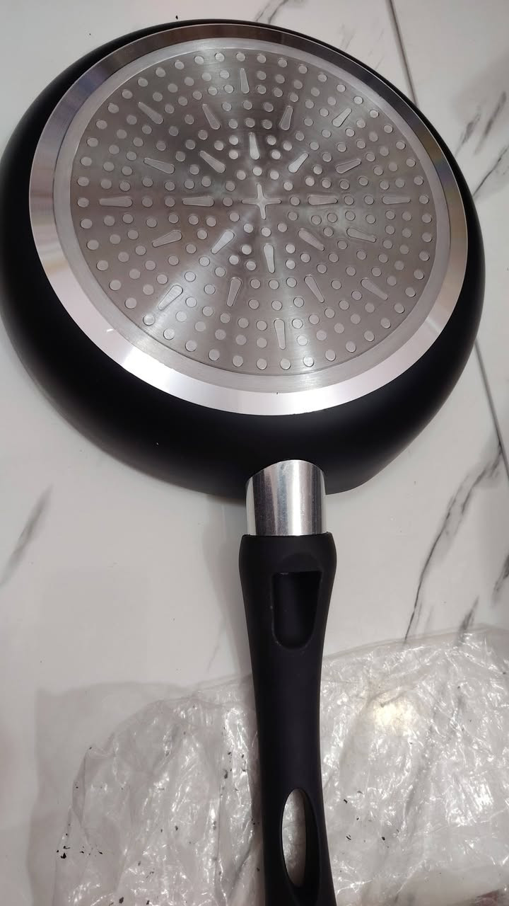 #غراض حلووووووه وبلاش@الكل موجود توصيل داخل العماره وتوصيل محافظات @إشارة


**إذا كنت صاحب هذا الإعلان وتريد حذفه لأي سبب، رجاءا أرسل رسالة إلى الدعم الفني**