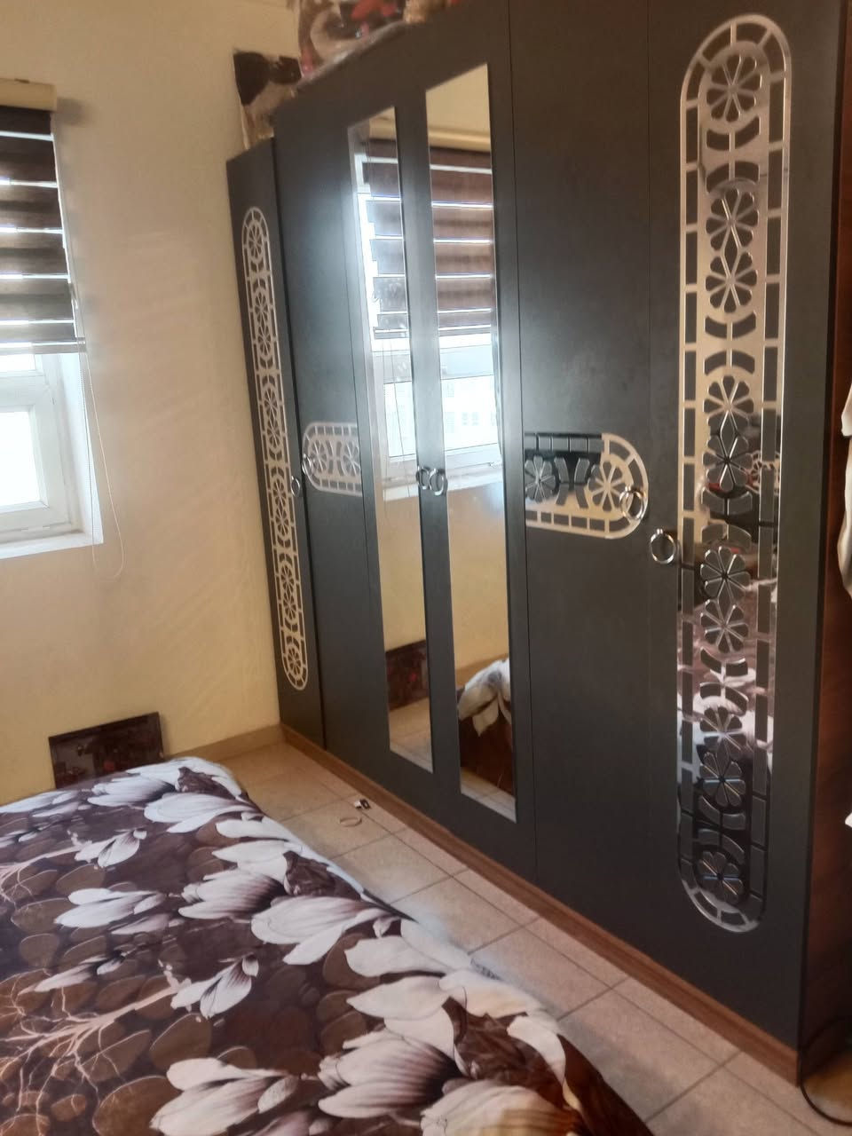 غراض للبيع كلمن وسعره متواجد وتساب تصل وتلل *********** مكان بسمايه
