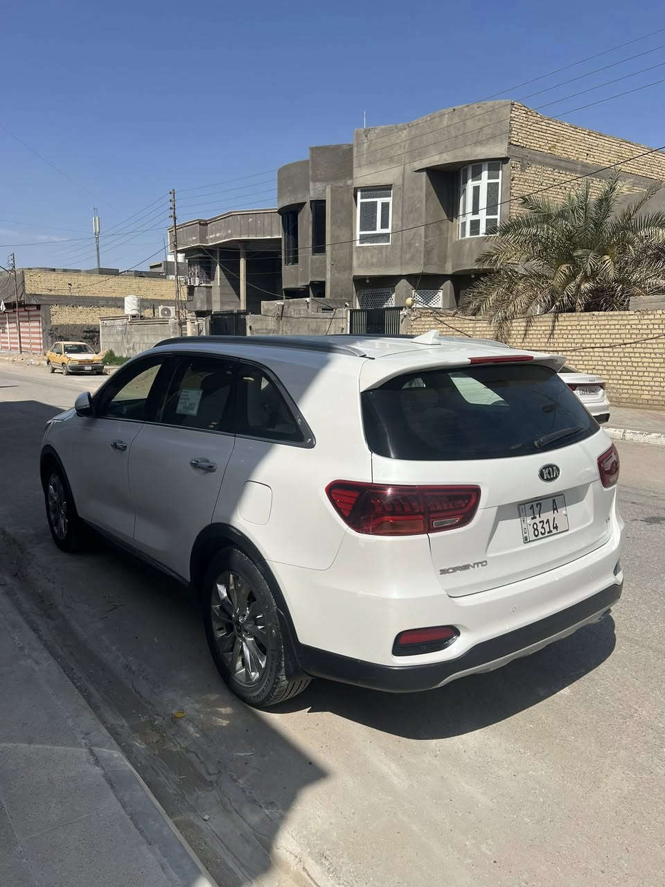 السلام عليكم سورنتو ٢٠١٩ خليجي رقم مثنى بسمي محرك سته سندر سبعه راكب بمصه حساس امامي خلفي سياره جديده العنوان السماوه رقم صاحب السياره  ‭٠٧٨٠ ٦٨١ ٧٨١٣‬
