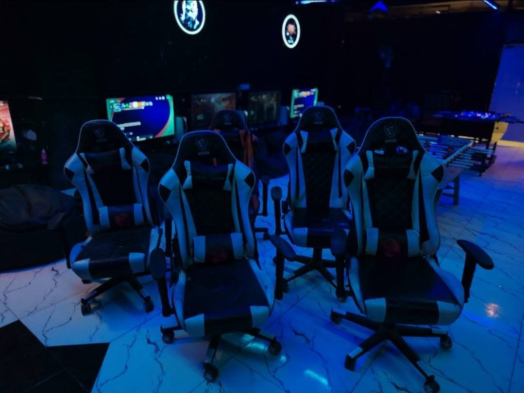 كراسي كيمنك مستعملة للبيع
العدد ١٨ وحدة ... ادفع سعر وبالعافية عليك والي ياخذهم شلع اتساهل وياه بمبلغهم 
الموقع : الموصل حي البكر
للشراء راسلني


**إذا كنت صاحب هذا الإعلان وتريد حذفه لأي سبب، رجاءا أرسل رسالة إلى الدعم الفني**