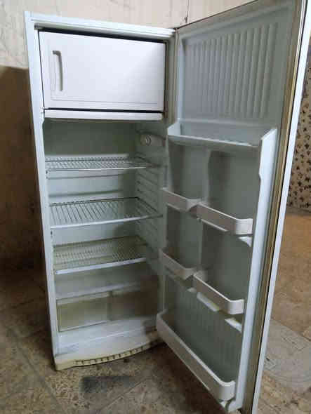 ثلاجه كريازي اخت الجديد شرط التجميد ابلادي سعره ١٣٠ شراي اتصل بل الرقم وتددلل *********** مكاني نجف النجف
