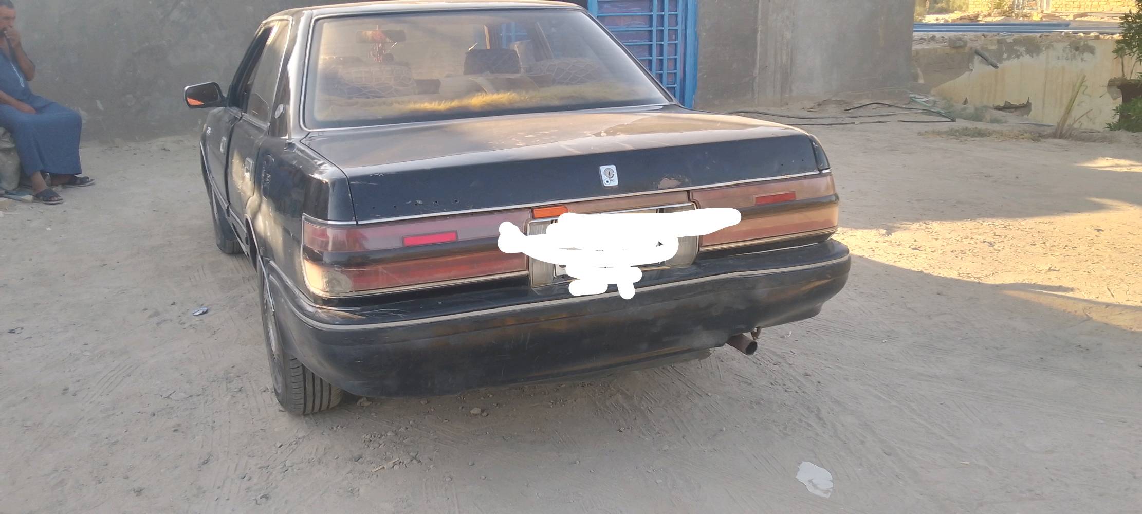  السلام عليكم  عندي سياره هارتوب كراون موديل 1992 مكينه وكير خير من الله وتخم تايرات جديد كهربائيات زينه سياره سنويه بسمي وعندي بيه وكاله عامه  / ااسعر 40 وبيه مجال بيك خير وتدلل العنوان الناصريه سوق الشيوخ  