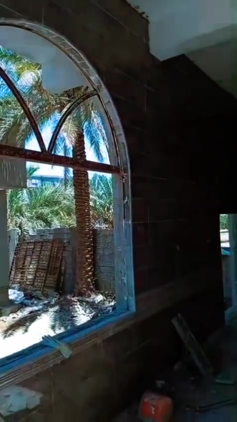 السلام عليكم 
خلفه سراميك وبورسلين جداري وارضي (بورسلين كاشي) 
شغل فول شرط استلام هندسي 
نشتغل بالمتر وباليوميه 
جدار تتريس شغل ايراني وكذلك الالواح تتريس او بالماده وضمان بالعمل 
دقه في العمل سرعه في الأنجاز 
العمل دقيق ولله الحمد 
للتواصل *********** 
واتساب موجود
