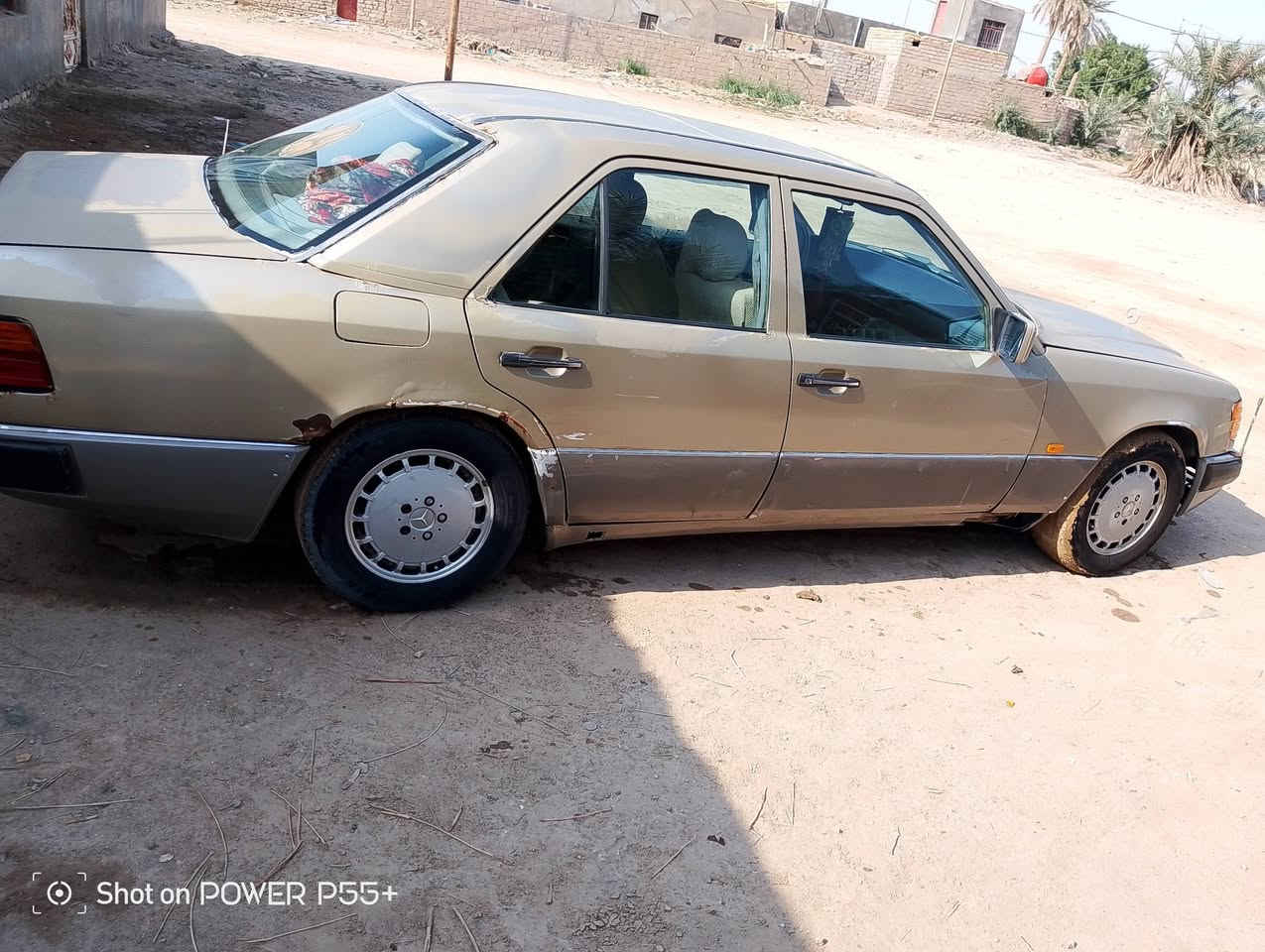 سلام عليكم مارسدس دب  للبيع  موديل 88رقم بغداد مكينه بطه ثنين ونص السعر 57 وبيه مجال شراي يجي خاص او نتصال ‏‪***********‬‏‏
