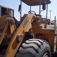 شفل حجم 80 موديل 82 جاهز عالشغل بس يحتاج بطاريات تايرات نضيفه حيل الام...