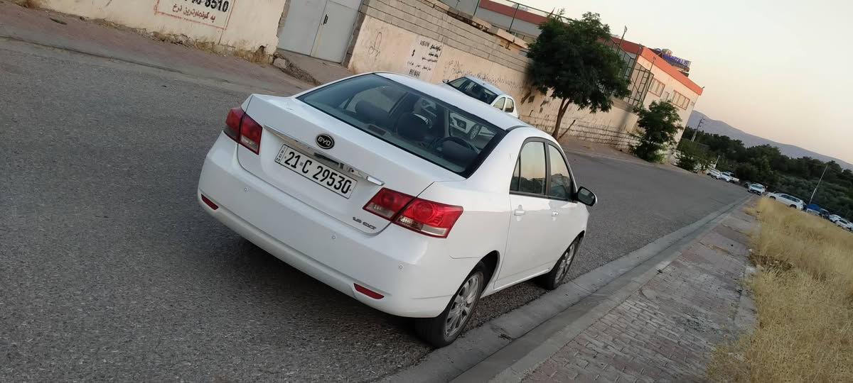 Byd مۆدێل 2014
فول مواسەفات
مەکینە 18
133 هەزاری حەقیقی ڕۆیشتووە
بەسمە
سڵایت
حاسە
بلاجکتۆر
سوکان فۆلیۆم
سەنەوی بەسەرچوە
تاییەی تازە 
بێ تەقەو ڕەقە زۆر توند و تۆڵە
چوار پارچەی لای سایەقی بۆیاغە
گێڕ و مەکینەی بەشەرت
سعر 55 گەڵا 
*********** السليمانية, العراق
