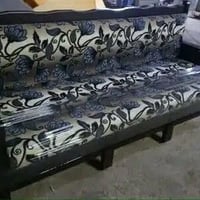 ٣ صوفايات • طاولات بللور • معمل مليونين و٢٠٠`,`عرض محدود`,`تواصل خاص`,...
