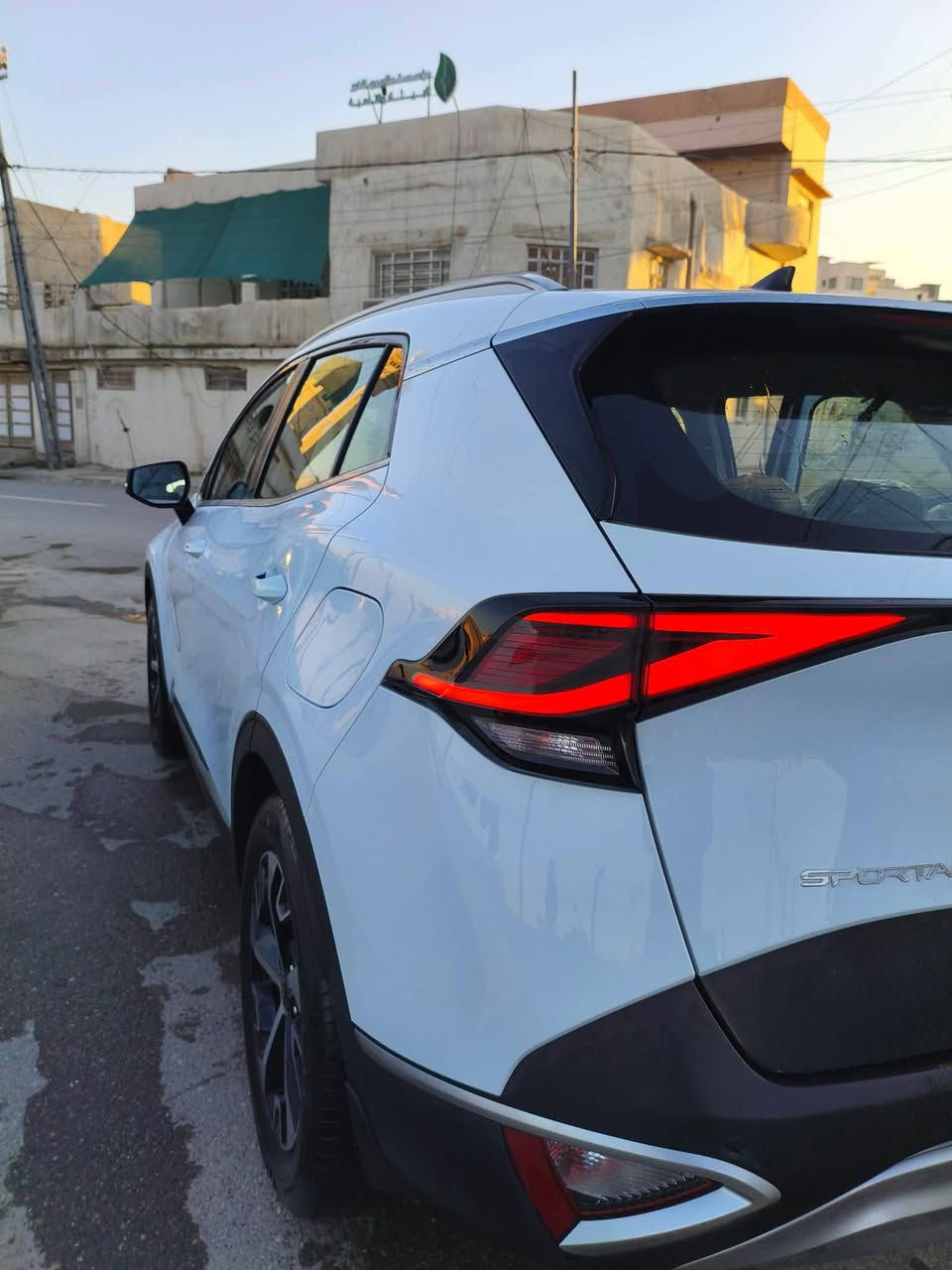 كيا سبورتج 2024 خليجي 
ماشيه45 الف كيلو متر
السياره بسمي رقم أربيل هزه وفحص جدد 
موصفات السياه
بصمة
شاشه Apple كاربلاي
ماوس
شفتات بل استيرن 
￼ رادار بالجانب ونقاط عمياء
￼ مري شفط
￼ حساسات خلفية
￼￼ تشغيل عن بعد 
هاند بريك دكمه
￼ أربع وضعيات قيادة
￼ كاميرا خلفية دوارة
￼ إشارة ترحيب وموسيقى في ￼ البيبان
‏رقم مميز
‏لدات ￼ أمامية خلفية
السياره كفاله عامه عده رصعه الصغيرة بالباب الخلفي
مكان السياره موصل 
‏‪***********‬‏

