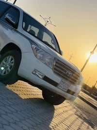 لاندكروز • ٢٠١١ • ٨ سلندر