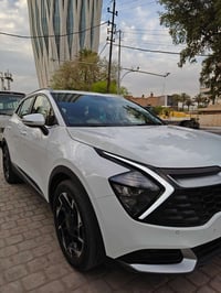 تحيه طيبه كيا سبورتج موديل 2025 ماشيه 5 الف  خليجيه  محرك 2000 جنطة كه...