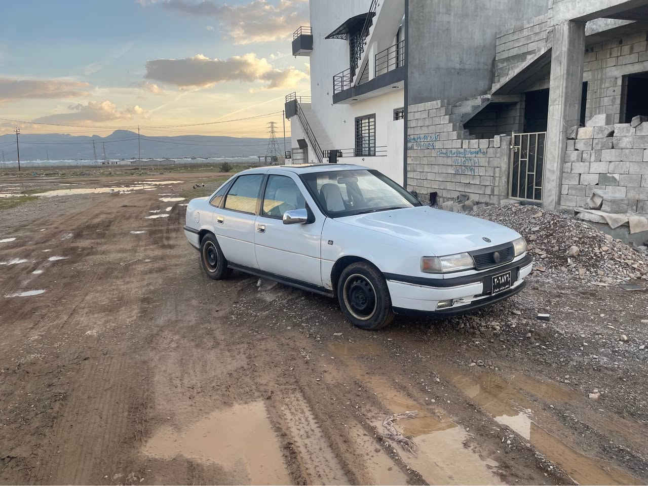 سە رە تابە ناوی خوای گە ورەو میهرە بان ئۆپل فیکترا ❤️مۆدیل ١٩٩1مەکینە ئەورووپی و ناوفۆرمیکاو سلاید و جام کارە با ئارم پلاسیک سلیمانی. بە شە رتی ئارم ئە وە لیات و موو سووبراوە و گشت گیانی ئیشە کات. پیشوو دوای دە حمی نیە جوار تایە ی تازە ی لە ژیرە شوین سلیمانی سحری تەنها 24گەلا***********
*********** السليمانية, العراق
